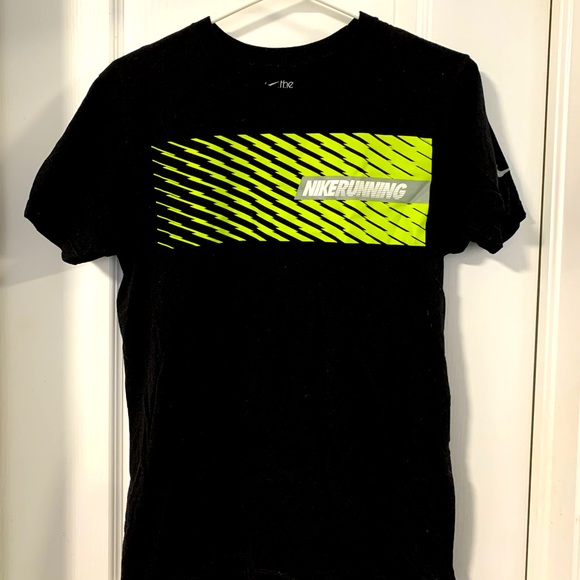 (5) Nike T-Shirts All Size S - Picture 3 of 5